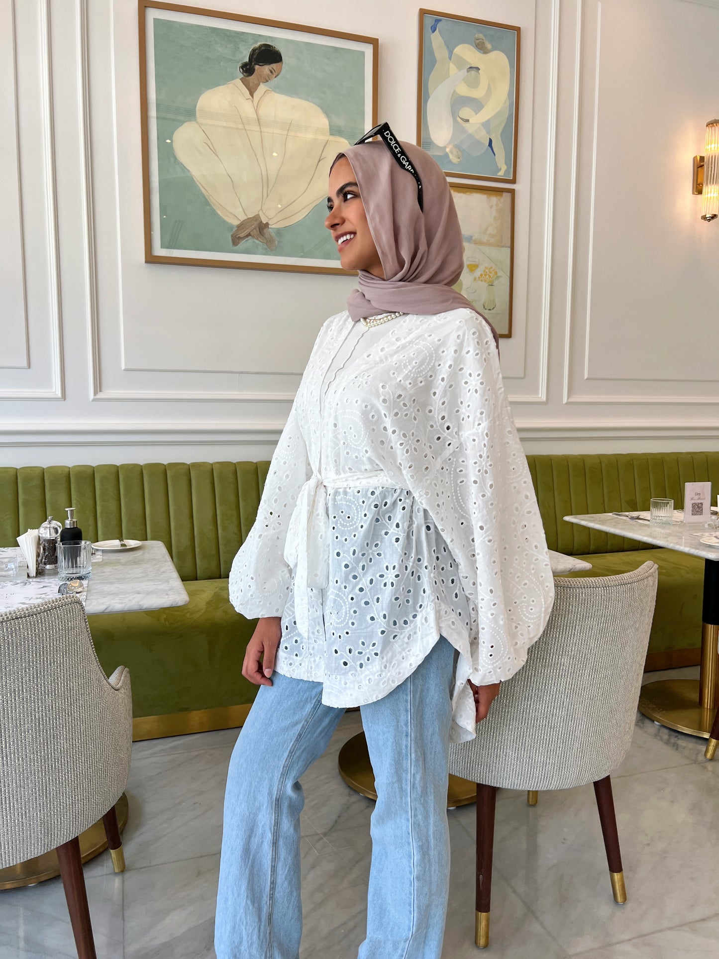 WHITE ROKAMA BLOUSE